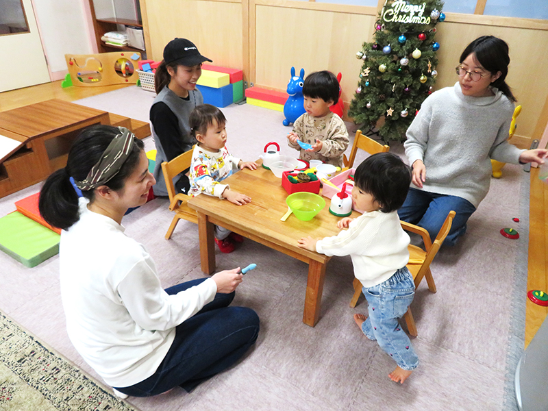 園庭・ルーム開放(えひめ乳児保育園内)