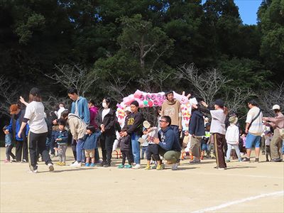 園庭・ルーム開放（えひめ乳児保育園内）